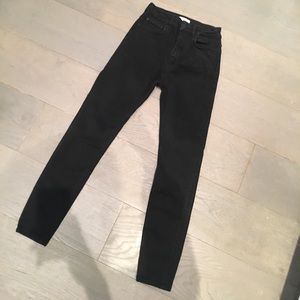 Zara black skinny leg jeans. High waisted.